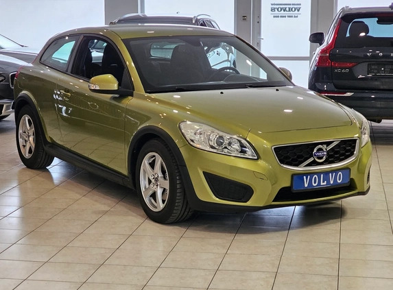 Volvo C30 cena 35900 przebieg: 165000, rok produkcji 2011 z Trzebnica małe 254